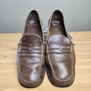 Women's Eddie Bauer Loafers/Flats, Size 10M, Western/Rustic Vibes